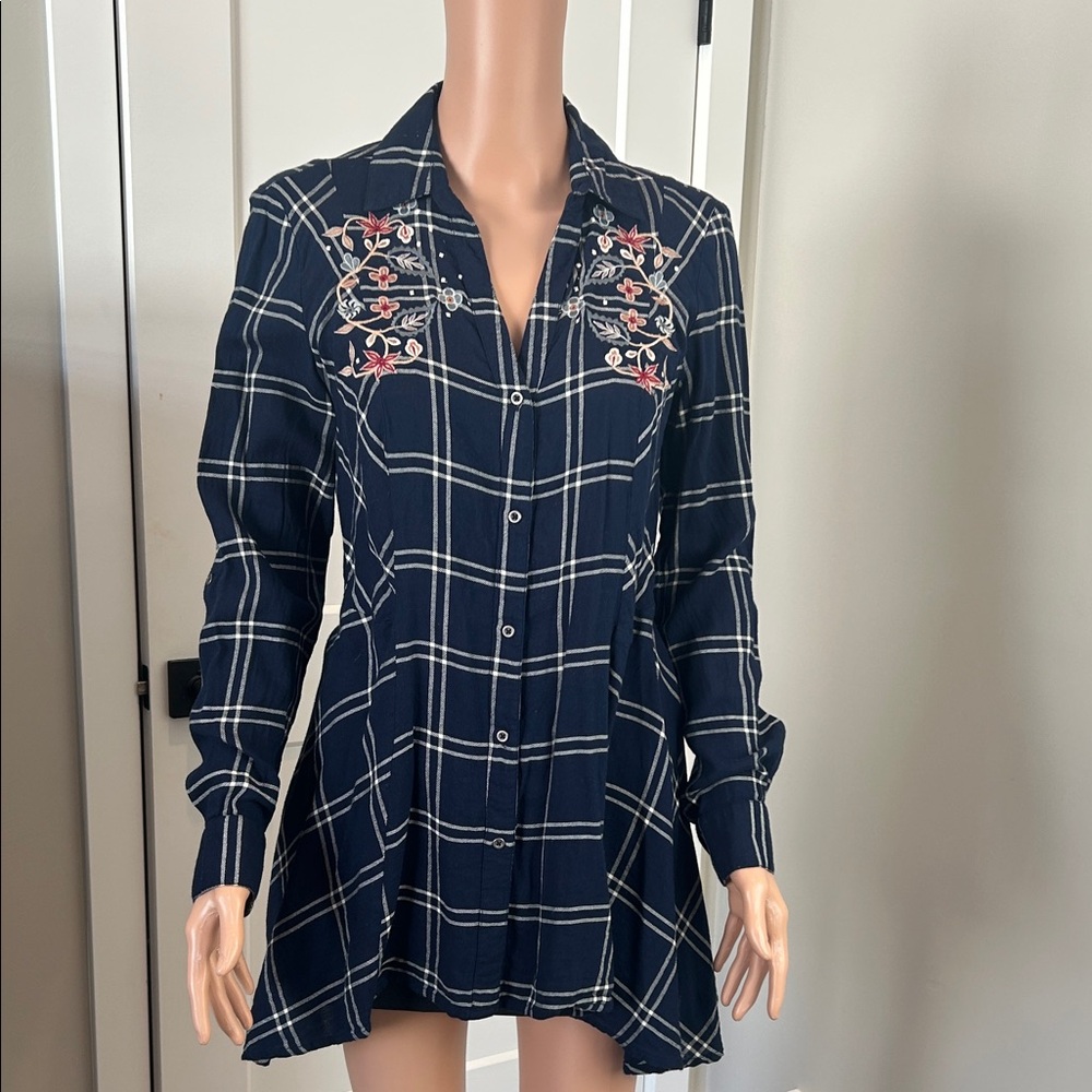 Vintage America Navy Checkered Floral Button-Down tunic